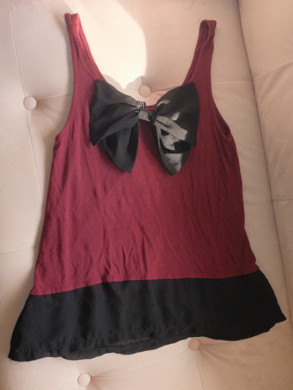 Women’s Bow-Accent Tank Top in Burgundy and Black